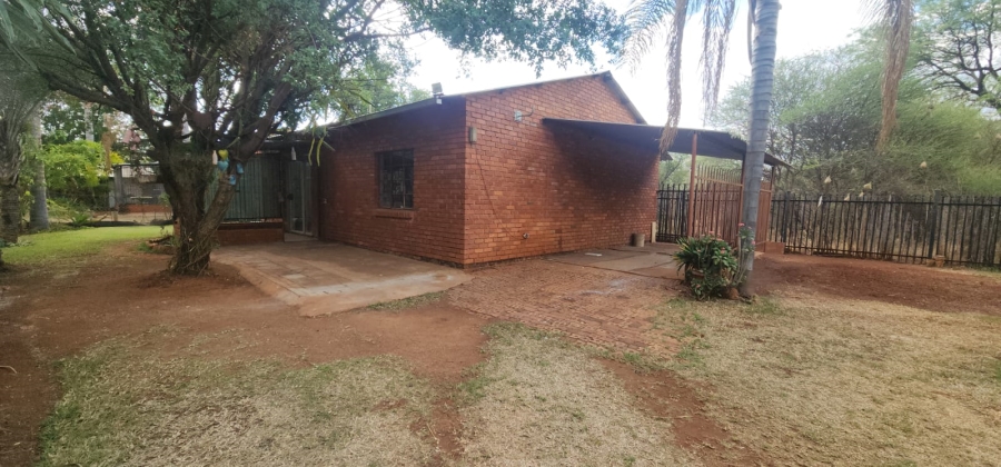 7 Bedroom Property for Sale in Mamogaleskraal AH North West